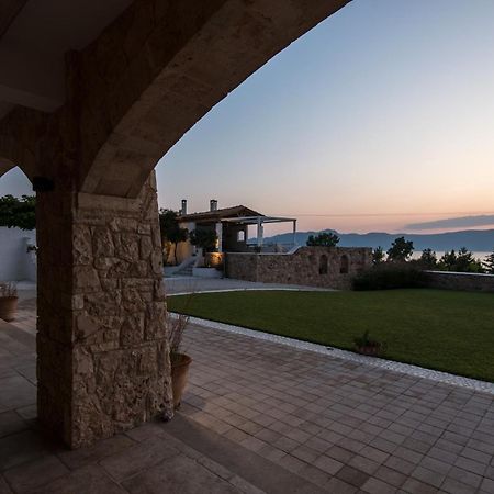 Amelia Villa Collection Arkitsa Exterior photo