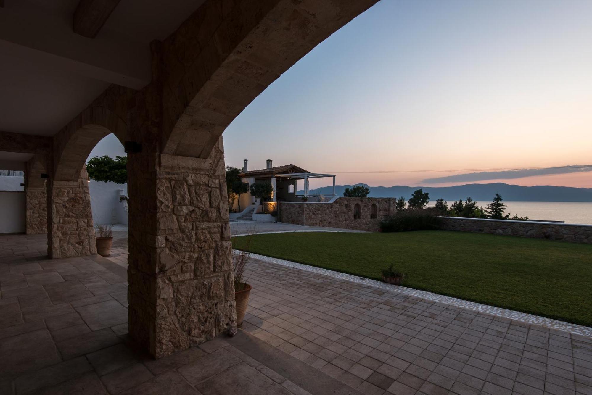 Amelia Villa Collection Arkitsa Exterior photo